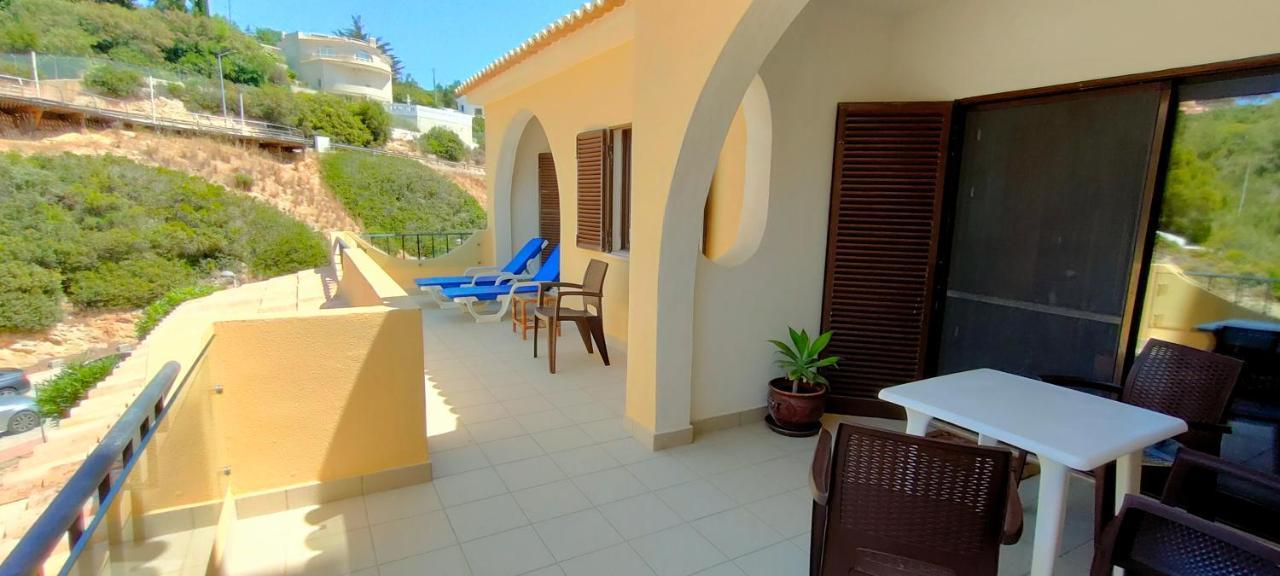 Centeanes Beach Apartment Carvoeiro  Exterior photo